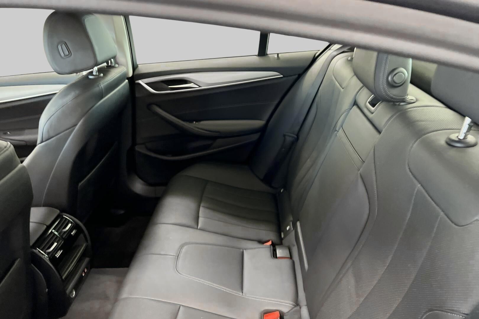 BMW 5-sarja iso kuva 5