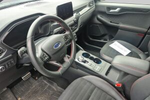 Ford Kuga esikatselu 2