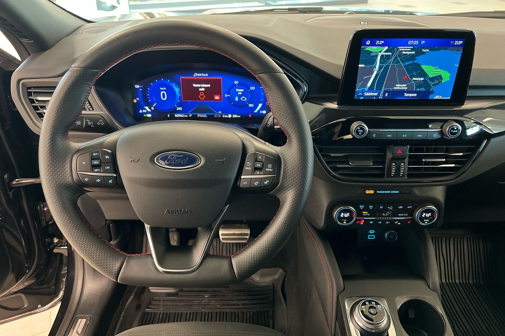 Ford Kuga iso kuva 22