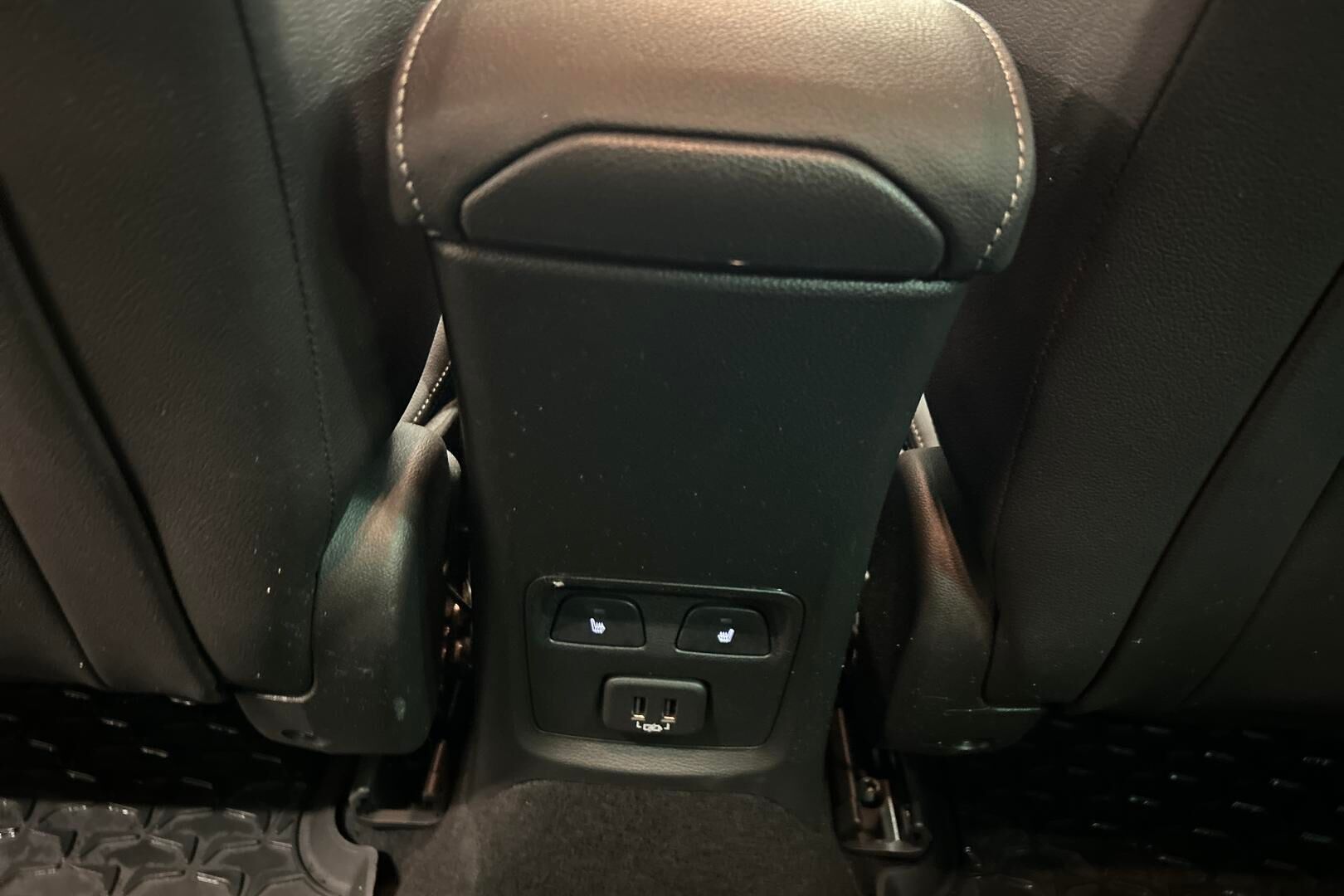 Opel Astra iso kuva 22