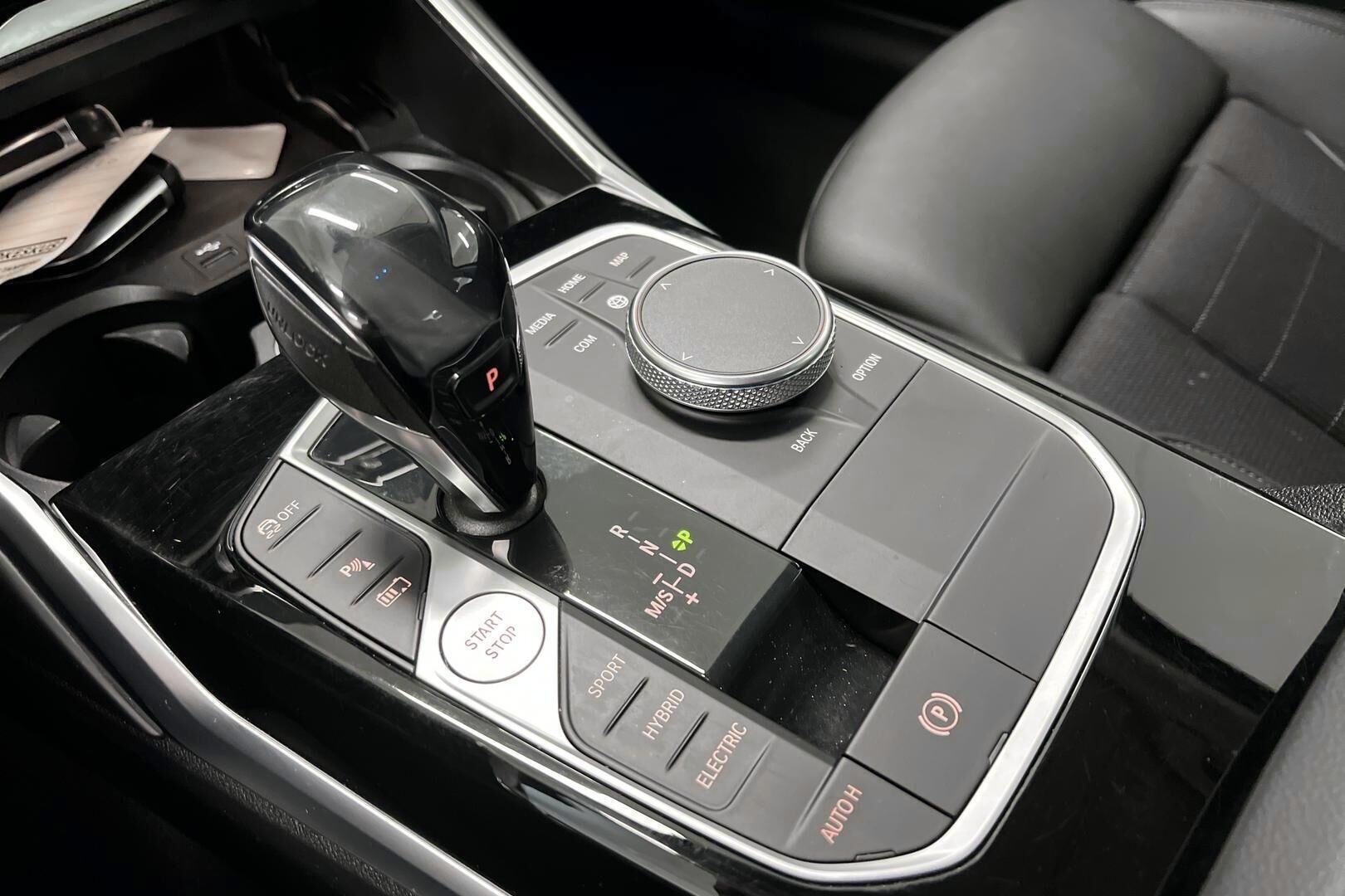 BMW 3-sarja iso kuva 8