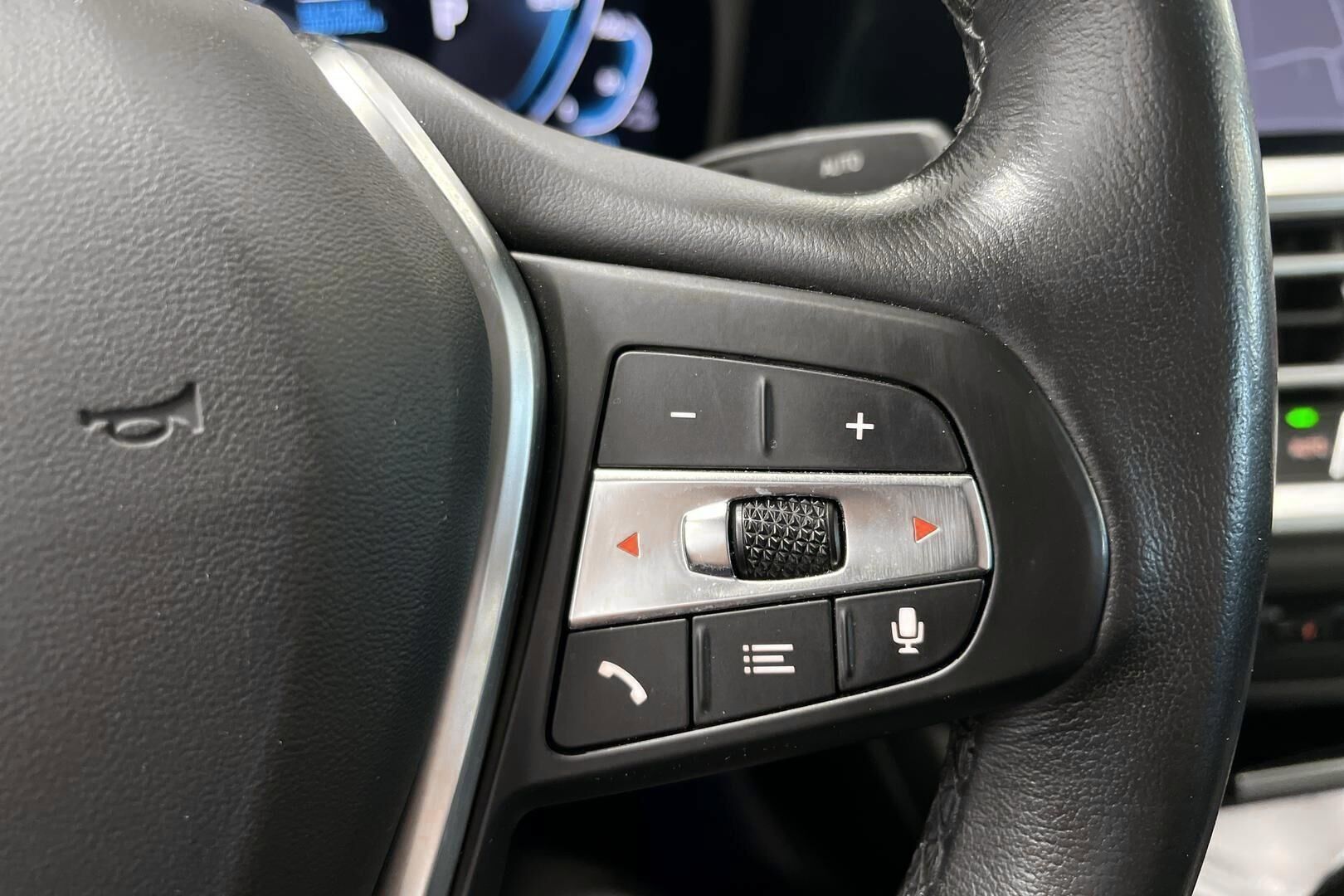 BMW 3-sarja iso kuva 10