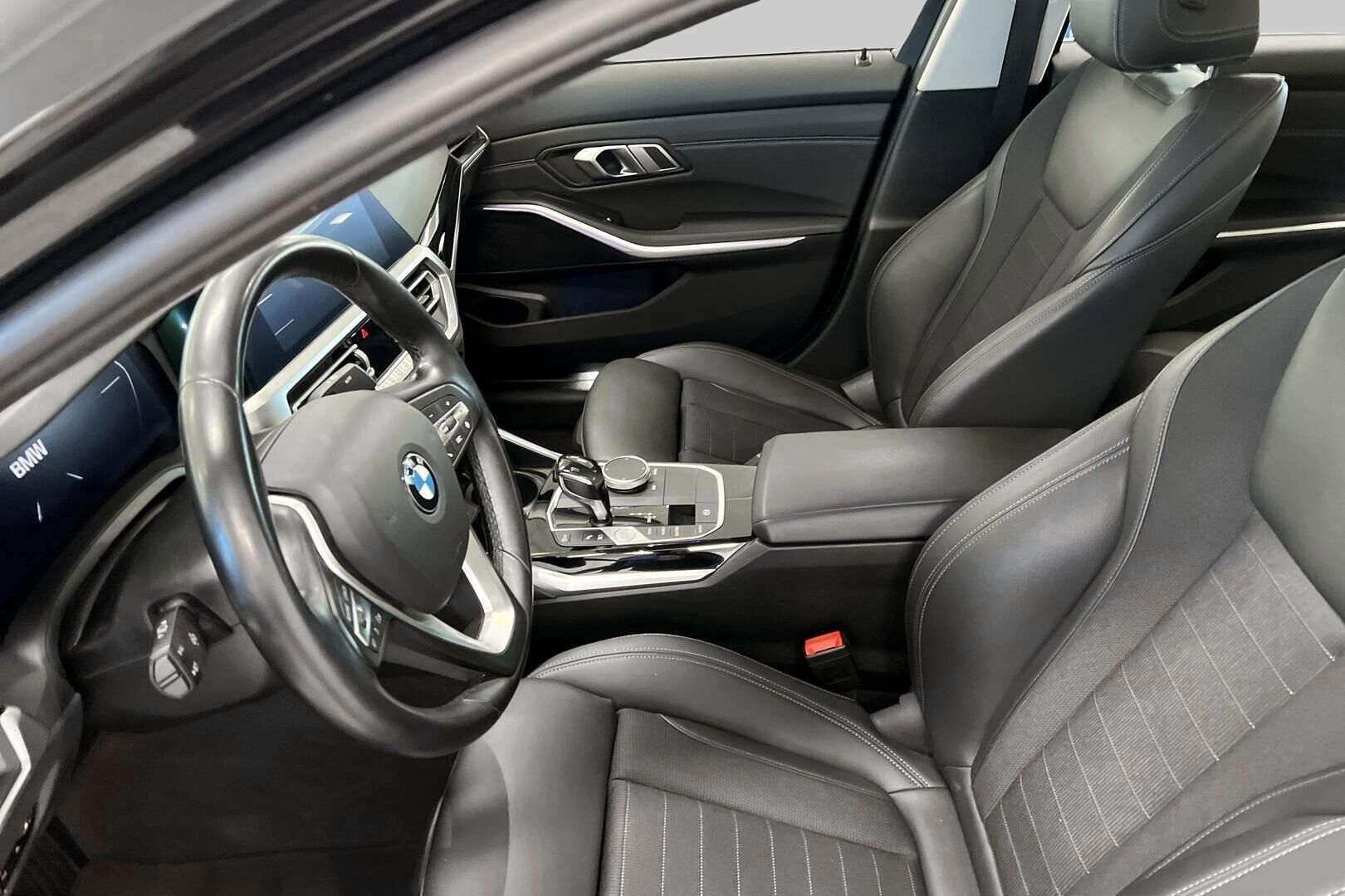 BMW 3-sarja iso kuva 6