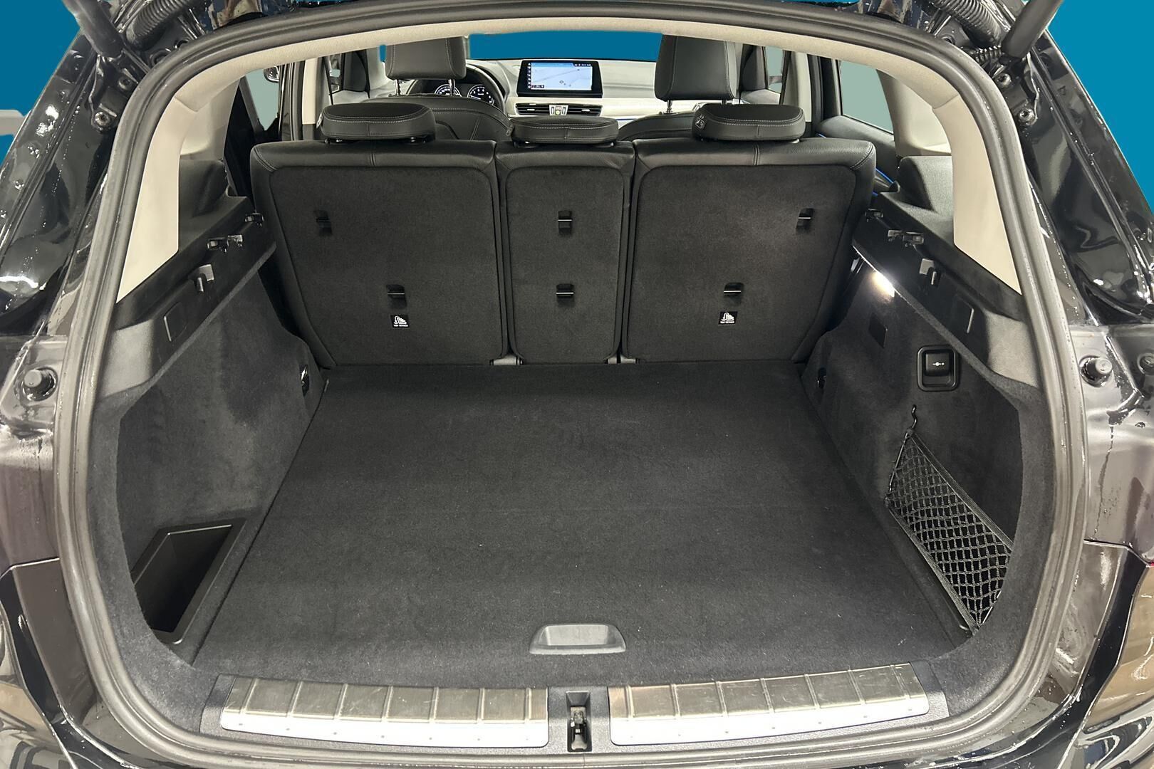 BMW X1 iso kuva 10