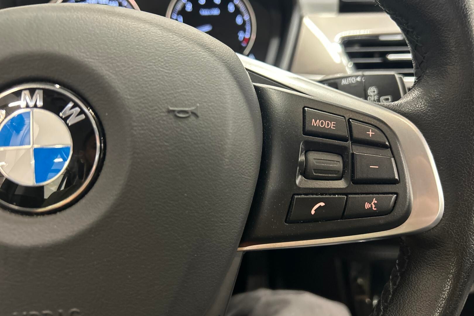 BMW X1 iso kuva 23