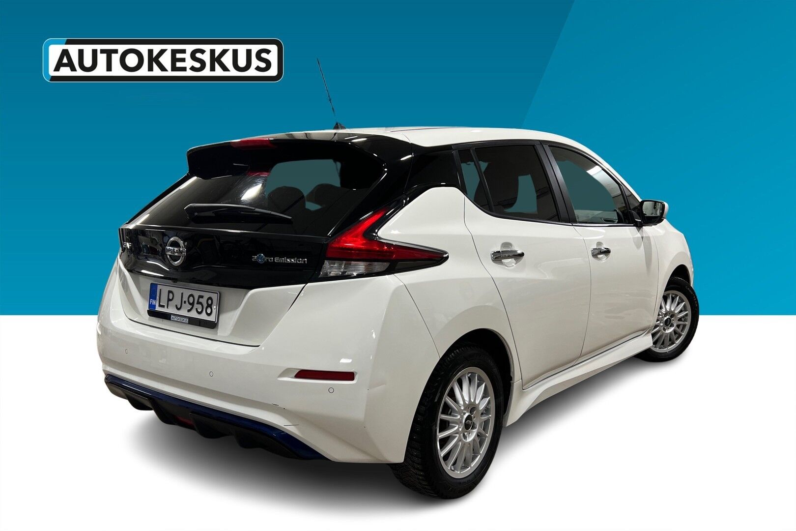 Nissan Leaf iso kuva 1