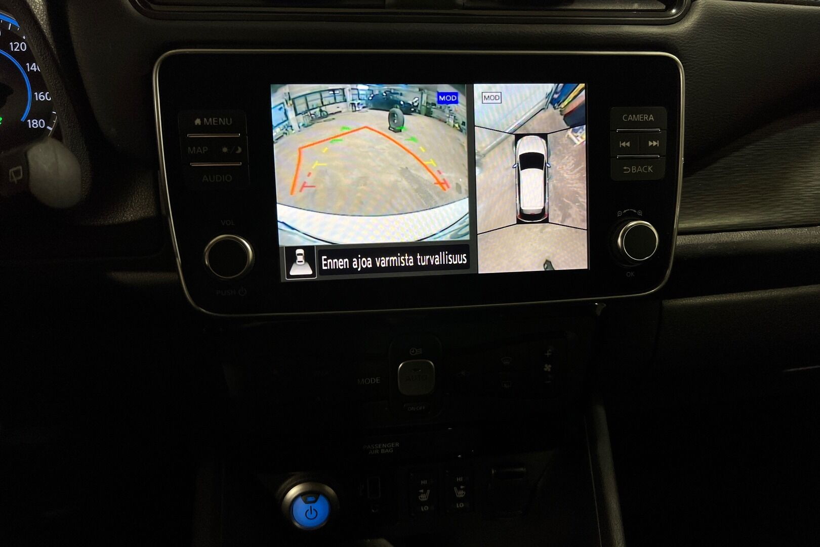 Nissan Leaf iso kuva 7