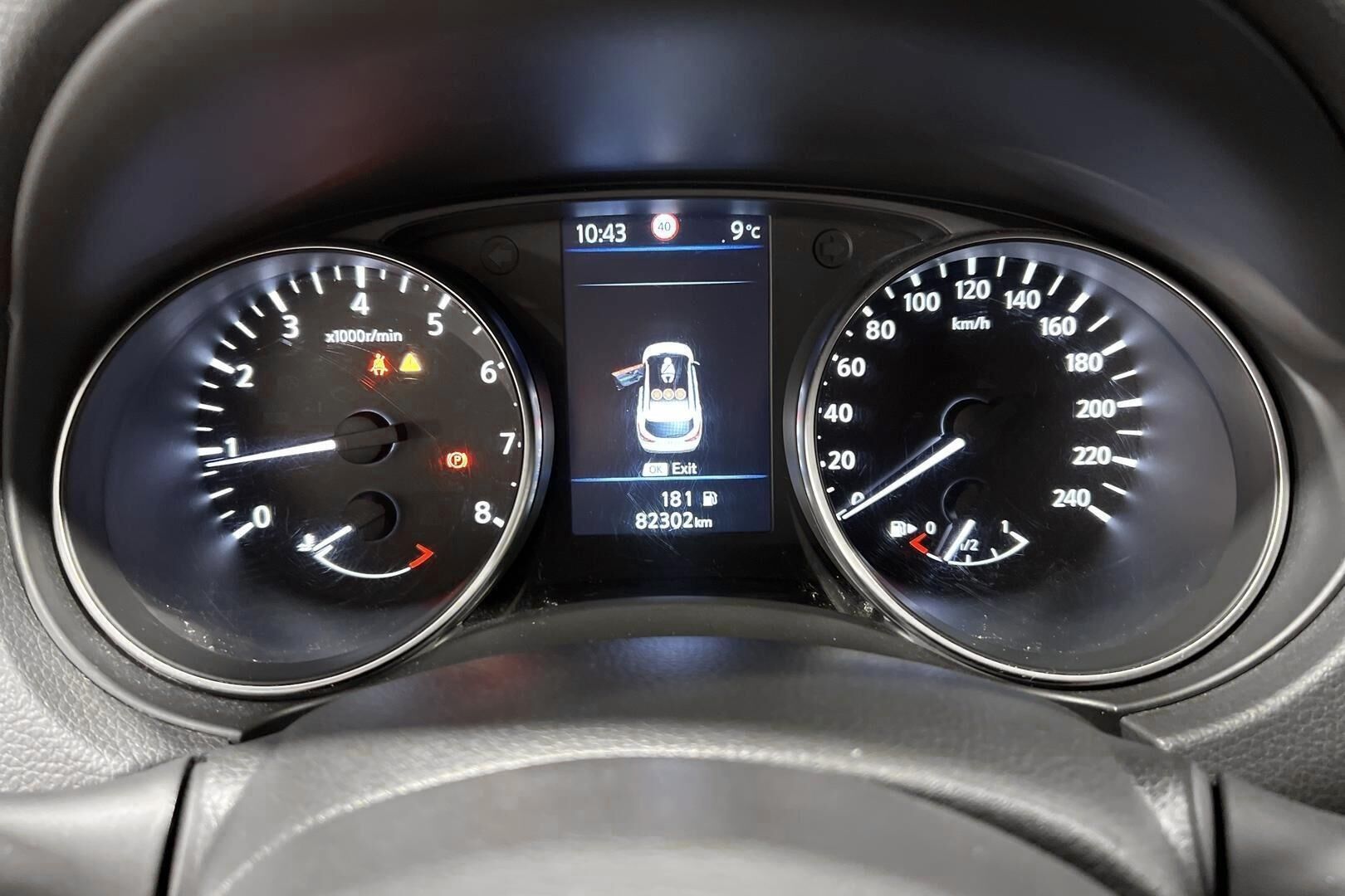 Nissan Qashqai iso kuva 17