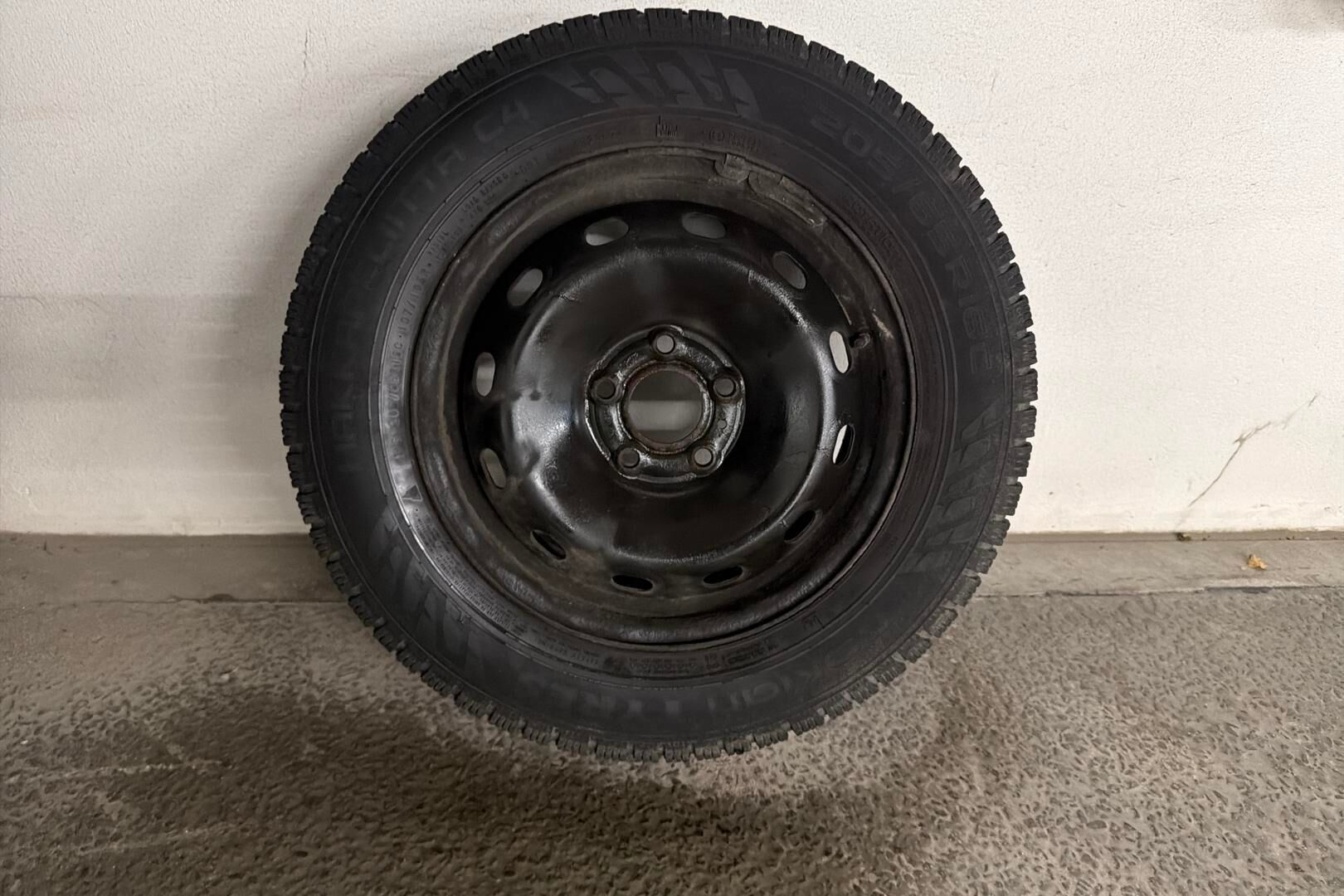 Nissan NV300 iso kuva 11