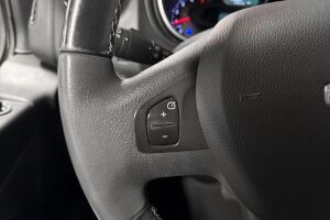 Nissan NV300 esikatselu 13