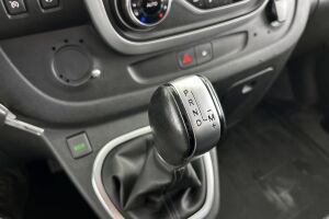 Nissan NV300 esikatselu 23