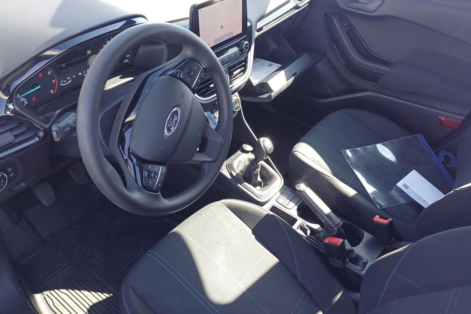Ford Fiesta iso kuva 1