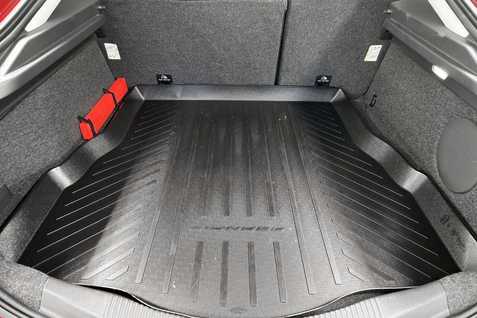 Ford Mondeo iso kuva 12