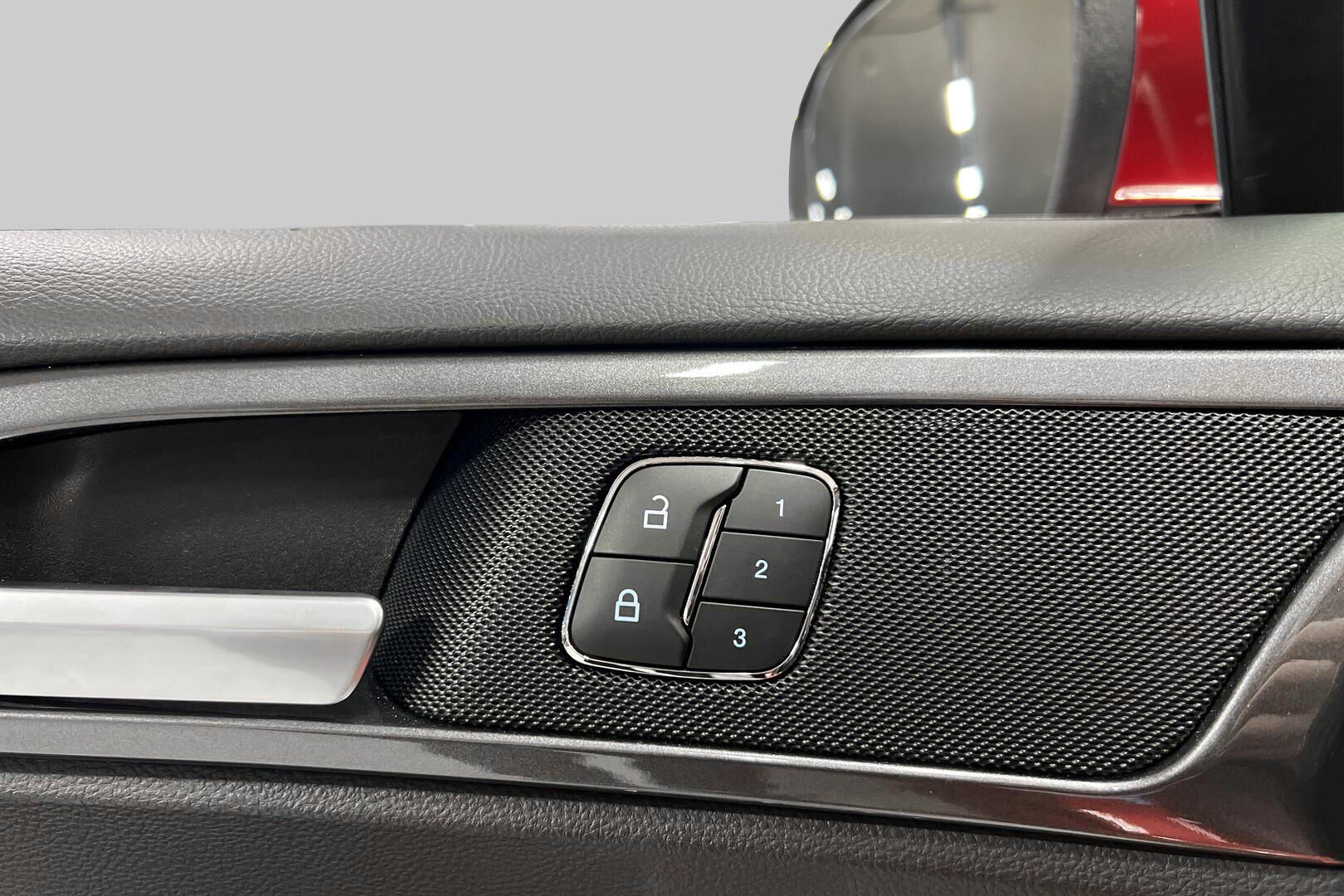 Ford Mondeo iso kuva 20