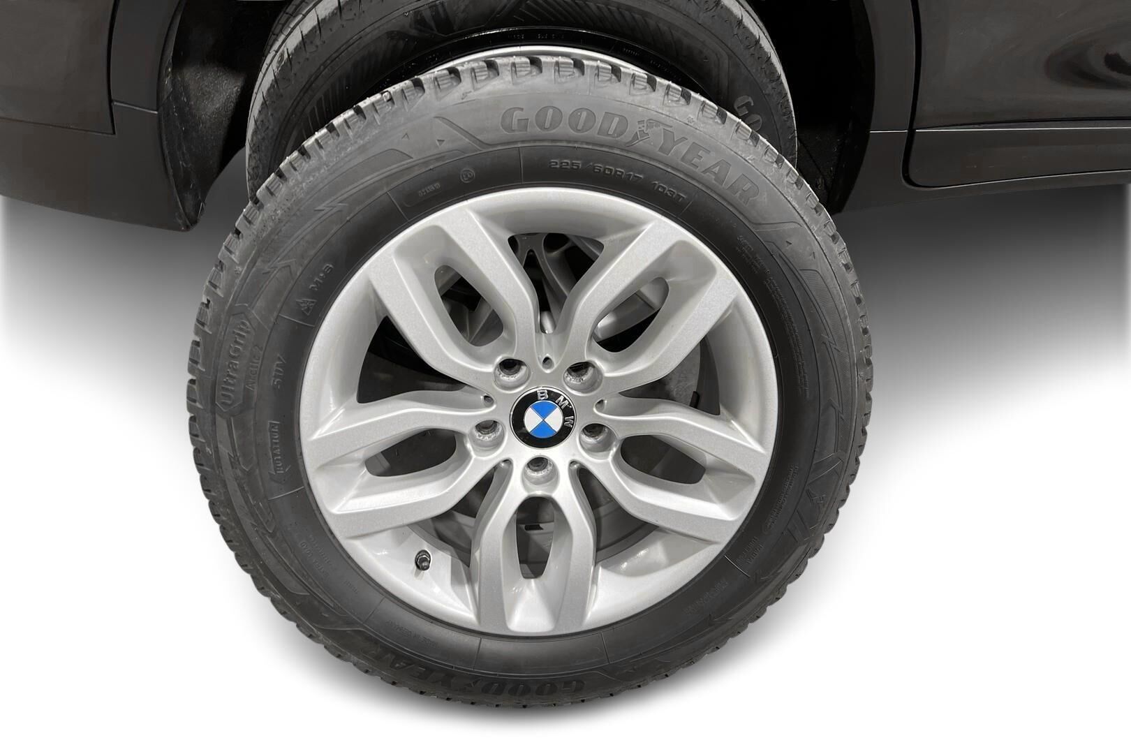BMW X3 iso kuva 19