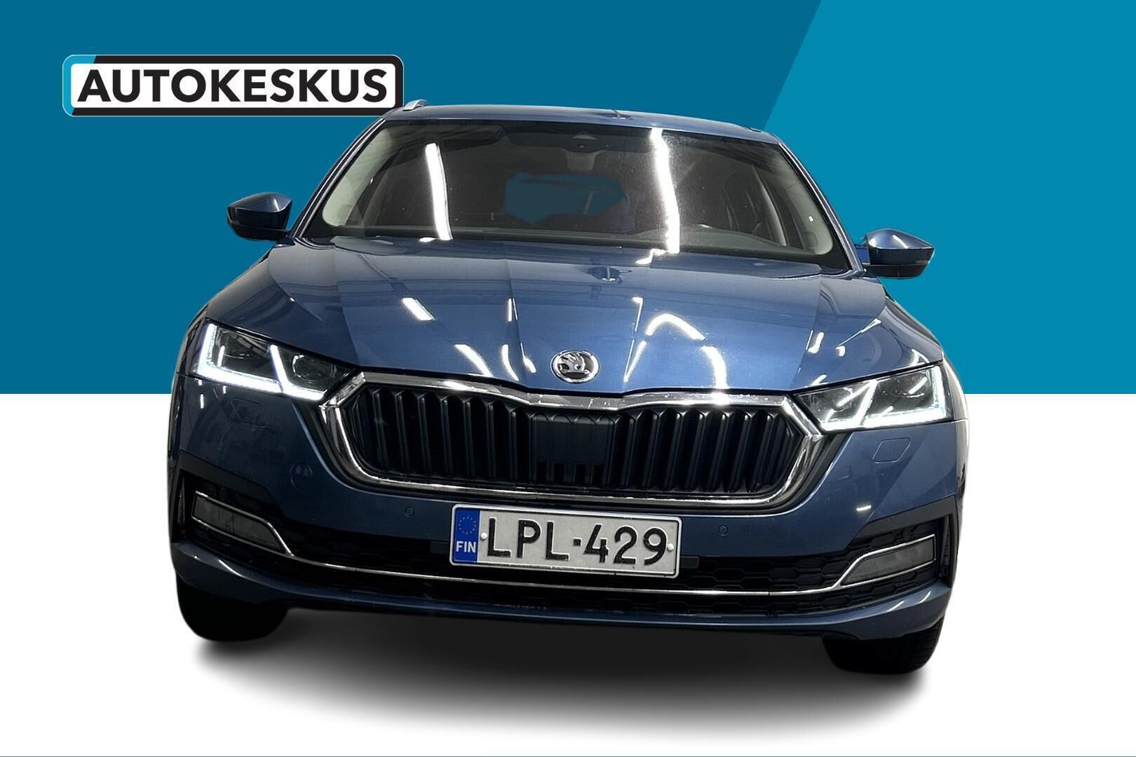 Skoda Octavia iso kuva 2