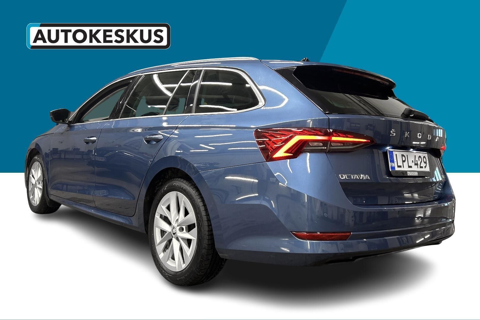 Skoda Octavia iso kuva 7