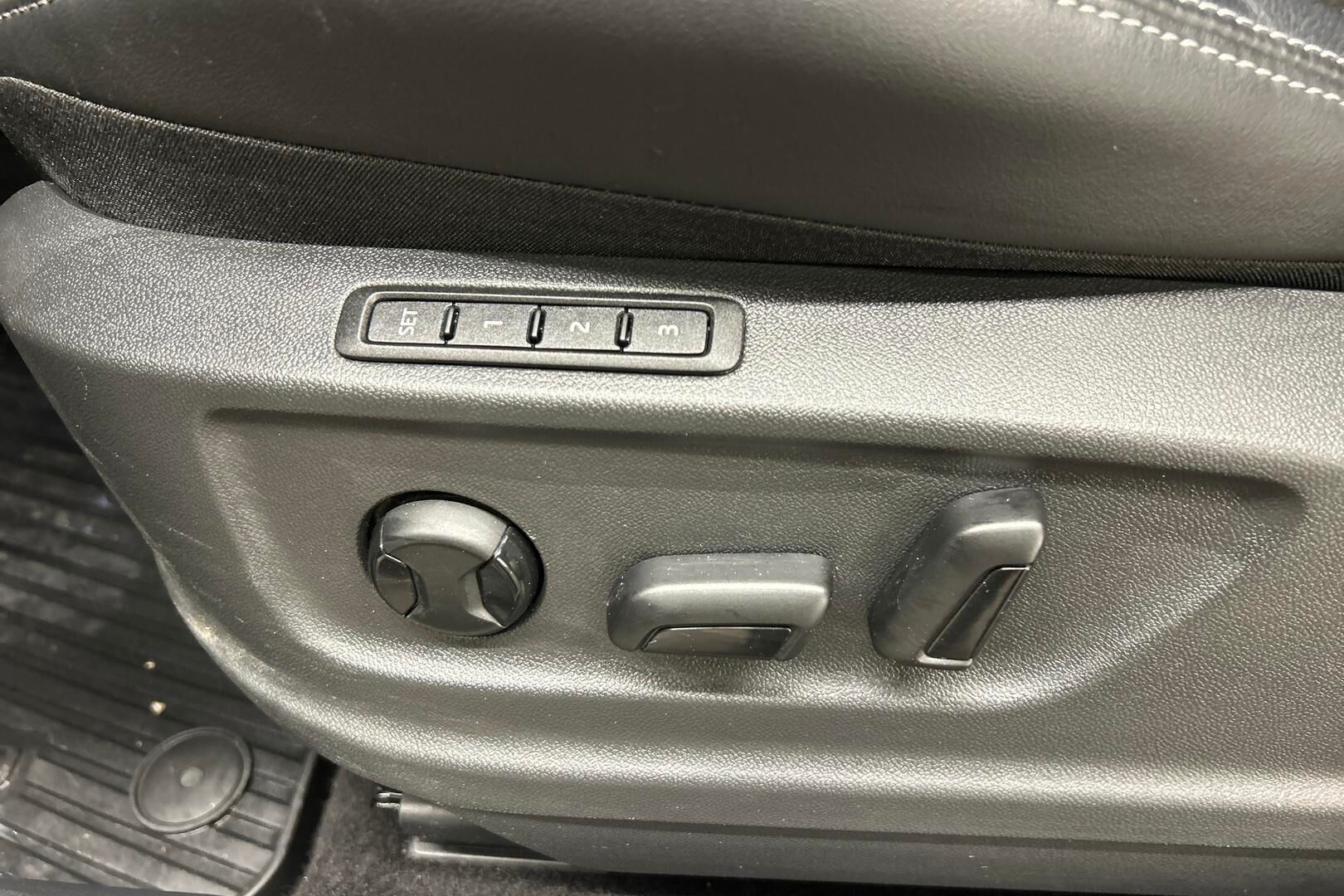 Skoda Karoq iso kuva 20