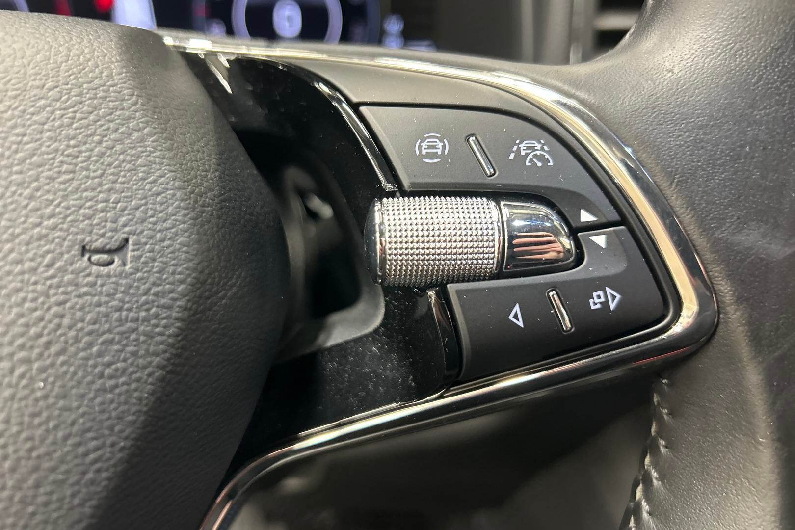 Skoda Karoq iso kuva 22