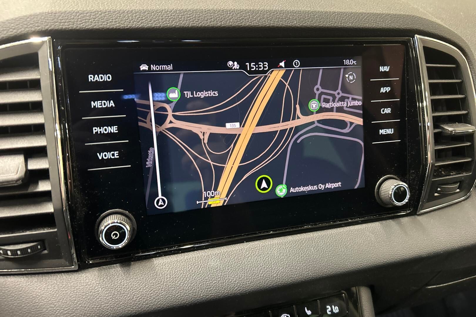 Skoda Karoq iso kuva 6