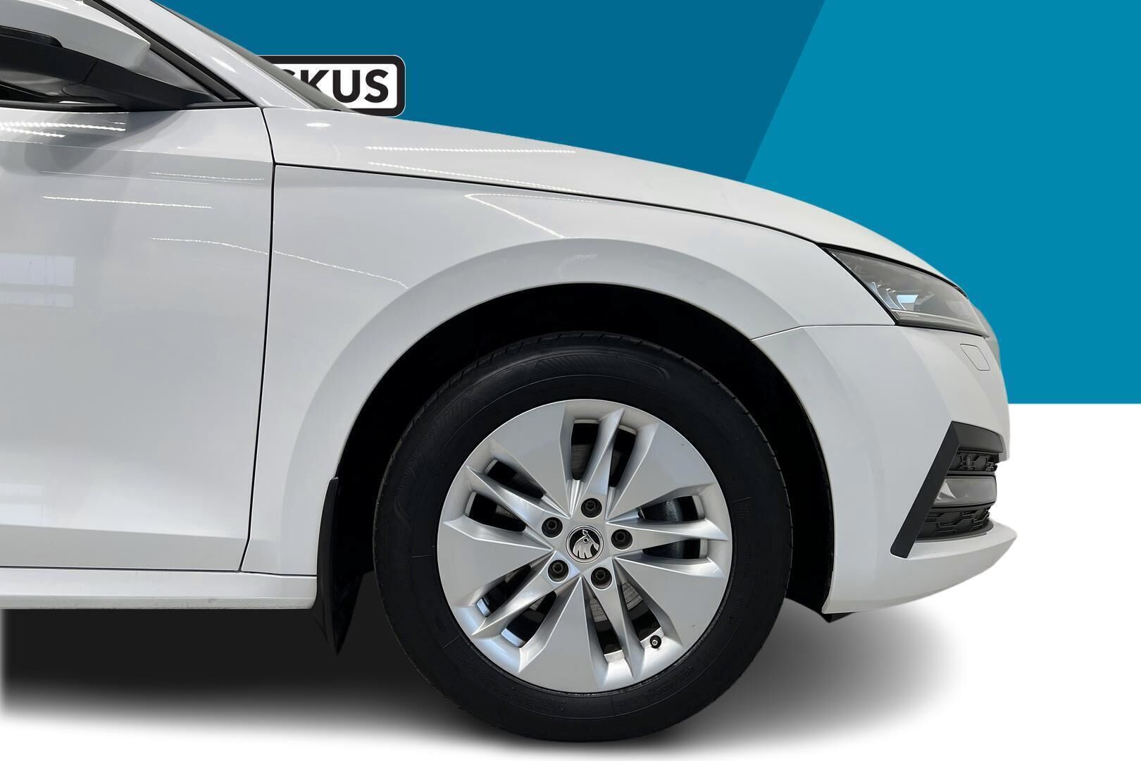 Skoda Octavia iso kuva 14