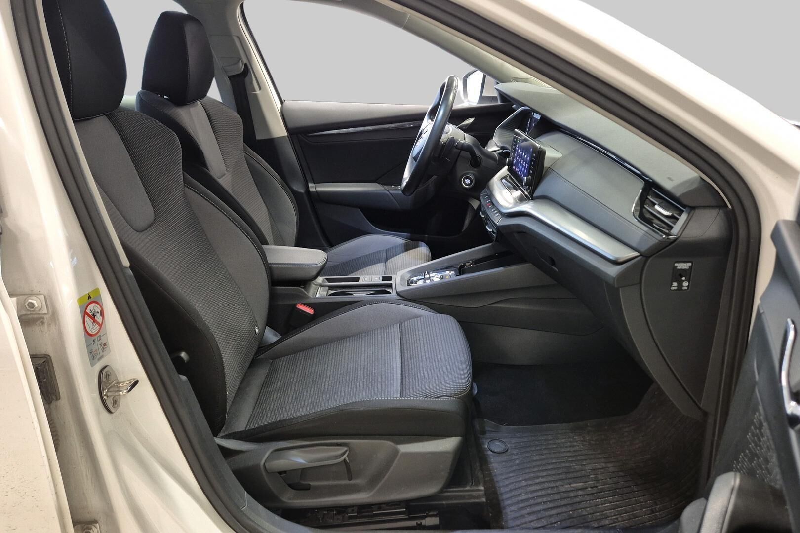 Skoda Octavia iso kuva 3
