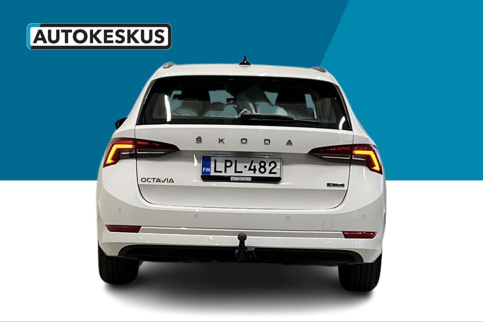 Skoda Octavia iso kuva 11