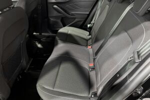 Ford Focus esikatselu 10