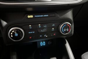 Ford Focus esikatselu 14