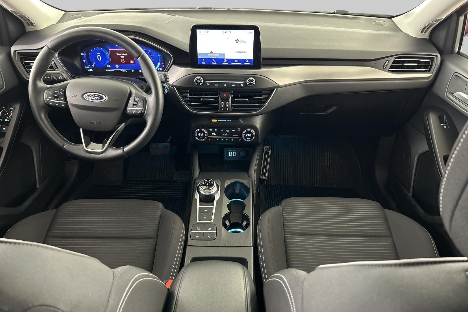 Ford Focus iso kuva 8