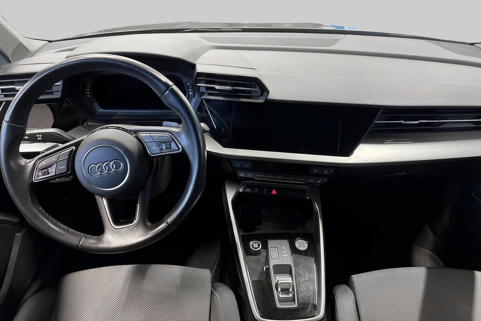 Audi A3 iso kuva 11