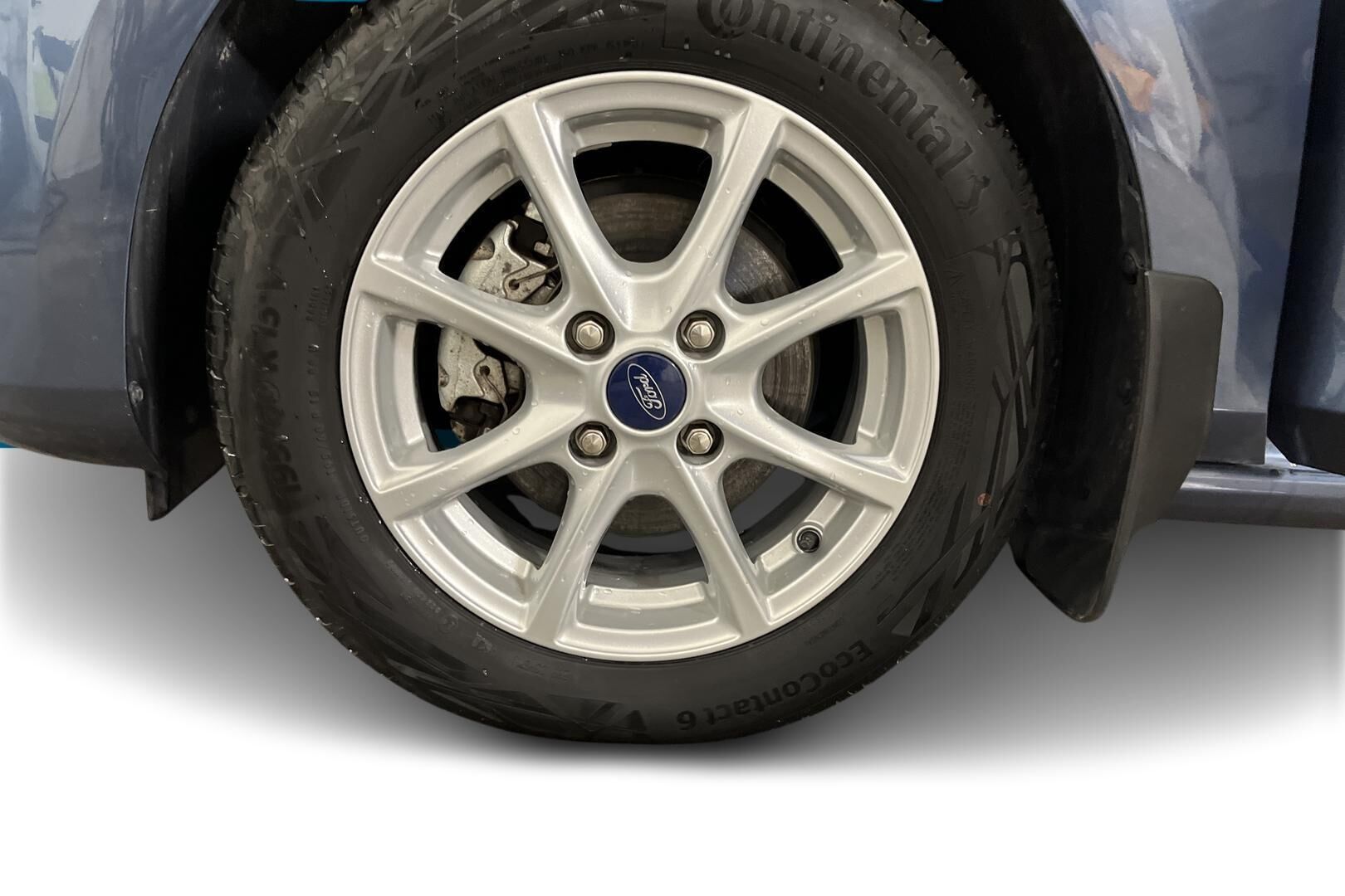 Ford Fiesta iso kuva 12