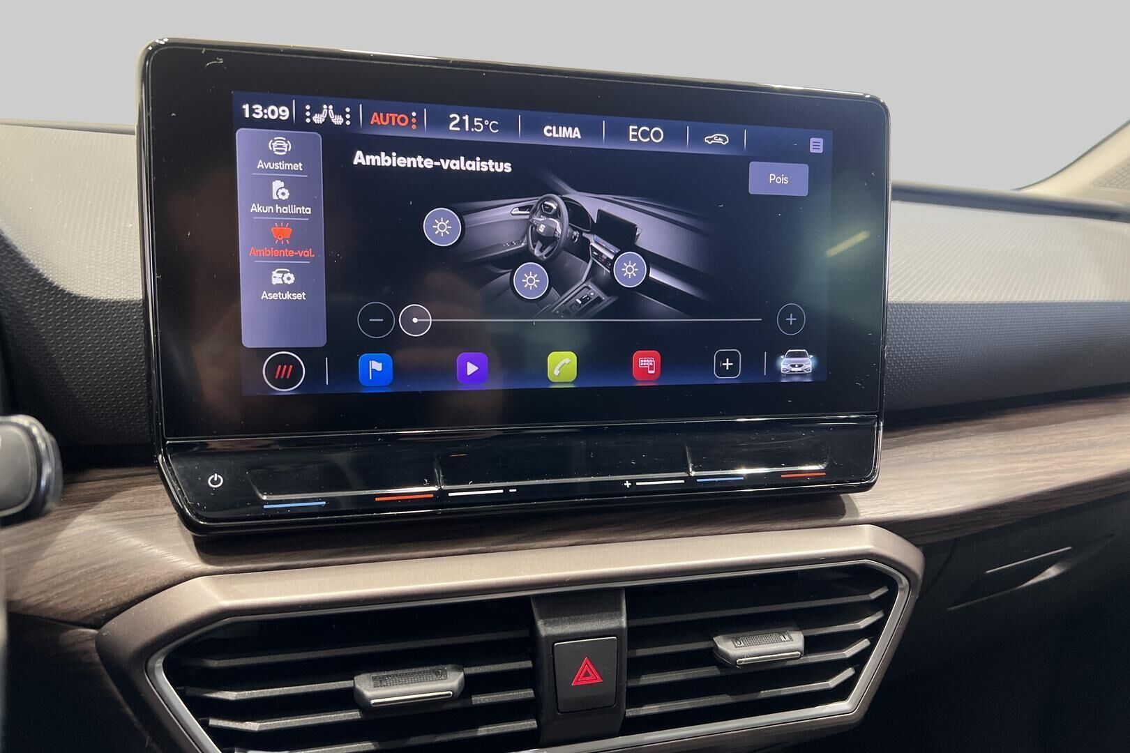 Seat Leon Sportstourer iso kuva 17