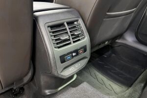 Seat Leon Sportstourer esikatselu 29