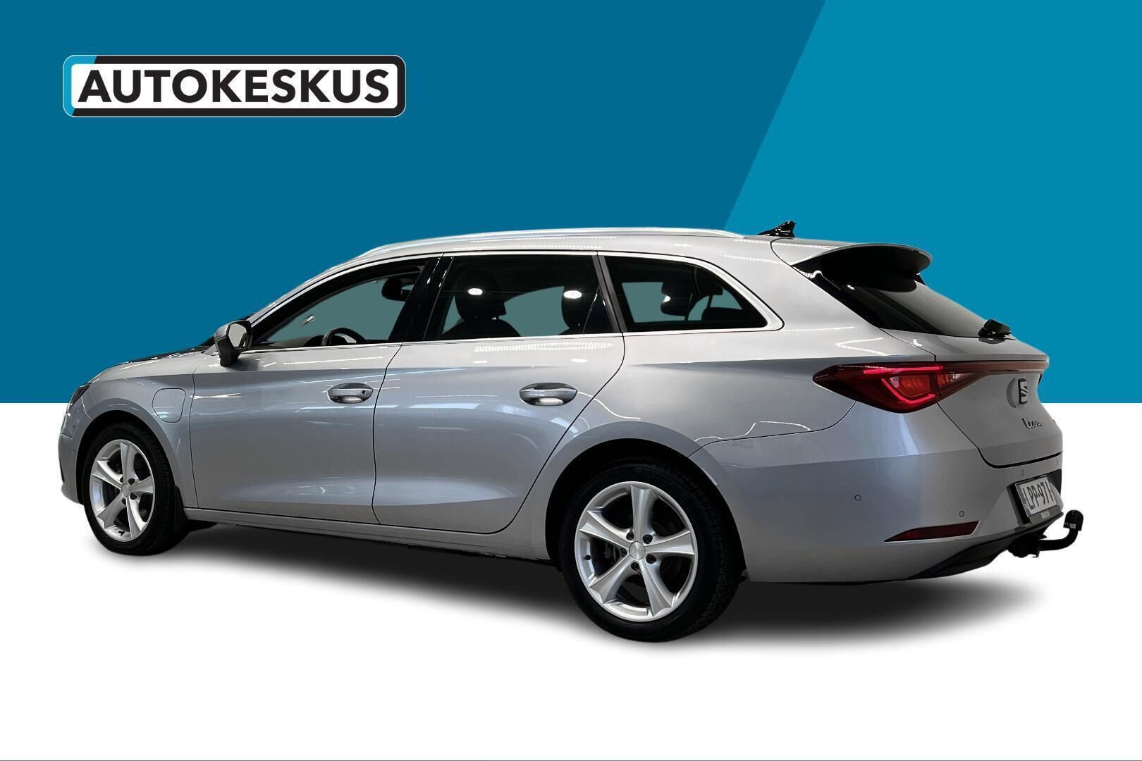 Seat Leon Sportstourer iso kuva 7