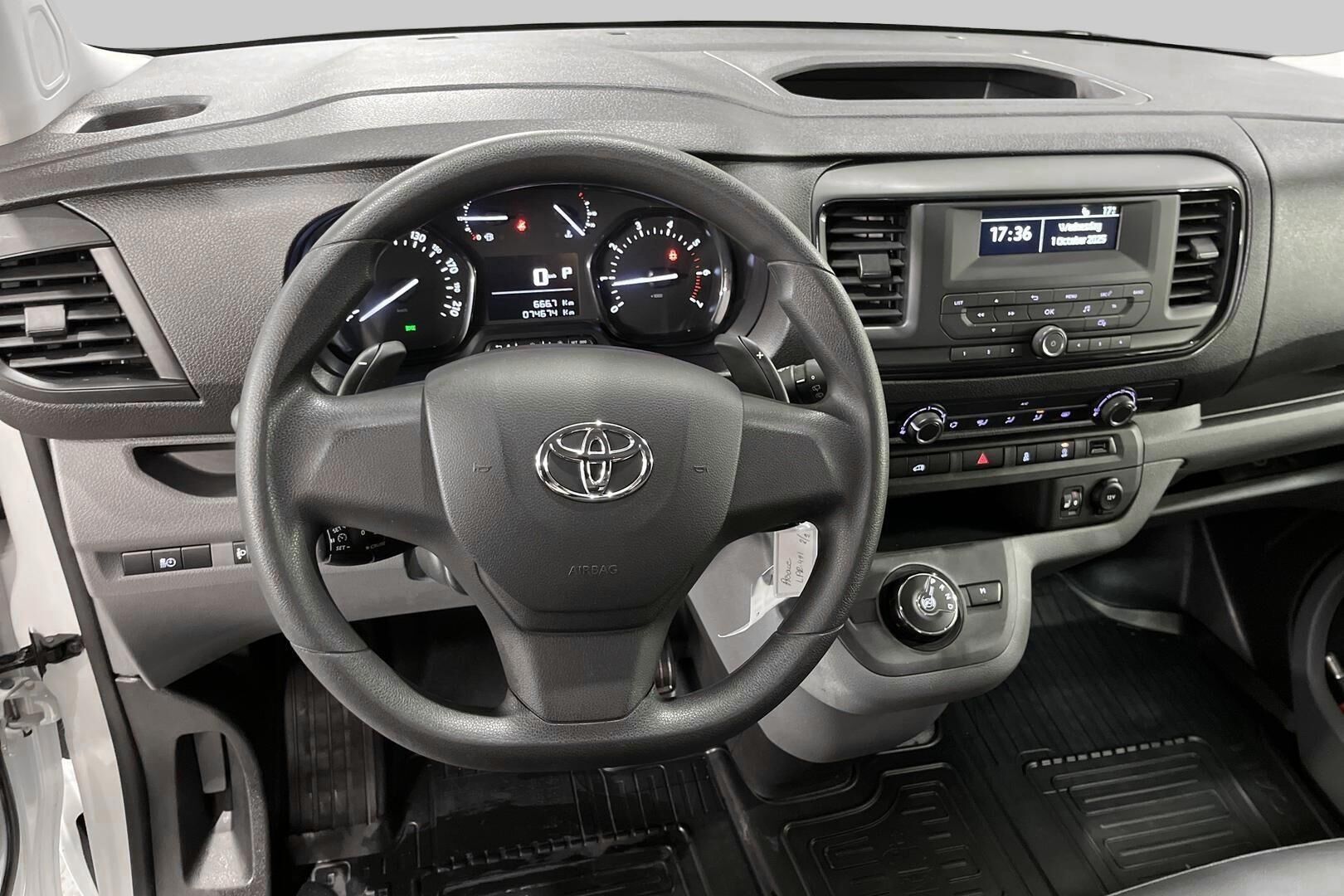 Toyota Proace iso kuva 10