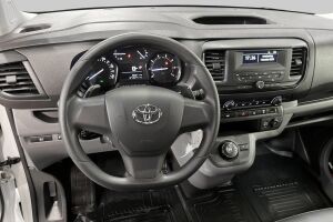 Toyota Proace esikatselu 9