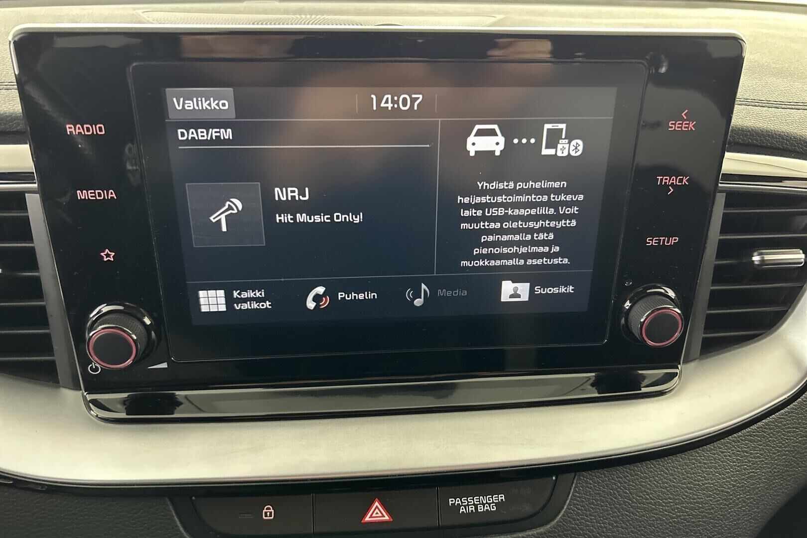 Kia Ceed iso kuva 14