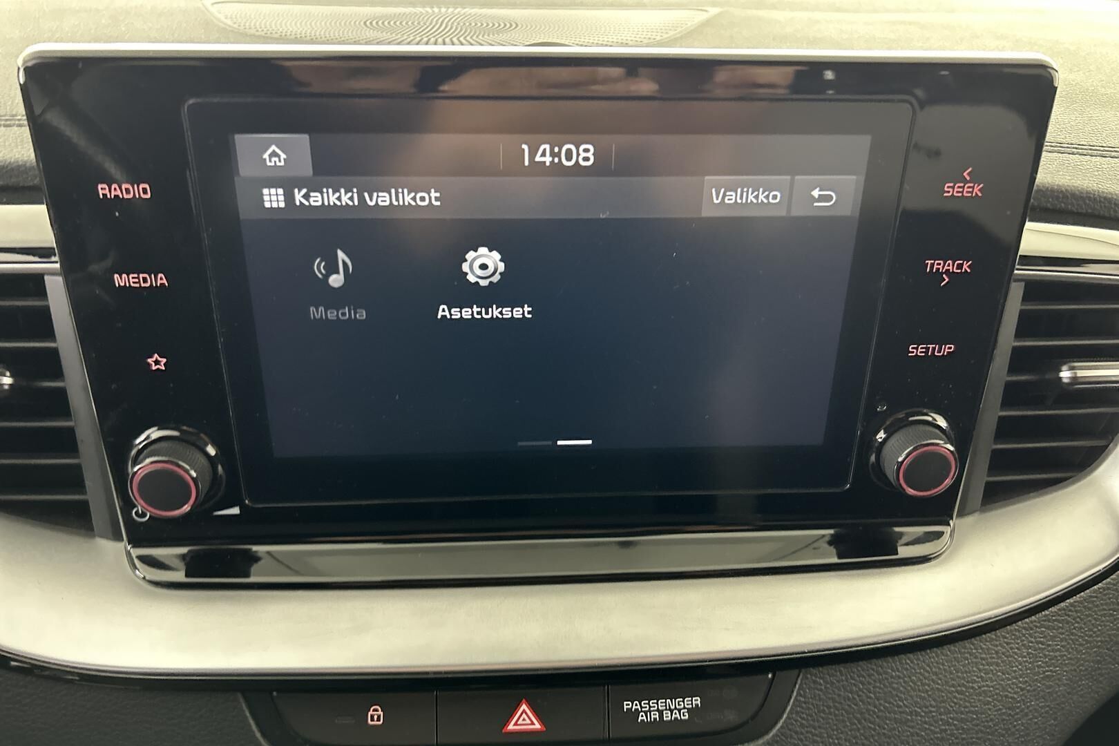 Kia Ceed iso kuva 17
