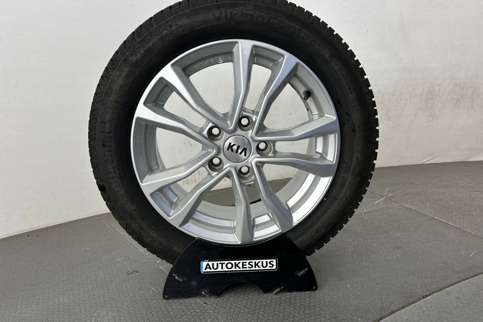 Kia Ceed iso kuva 25