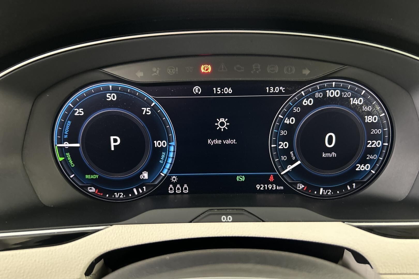 Volkswagen Passat iso kuva 13