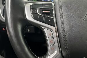 Mitsubishi Outlander PHEV esikatselu 17