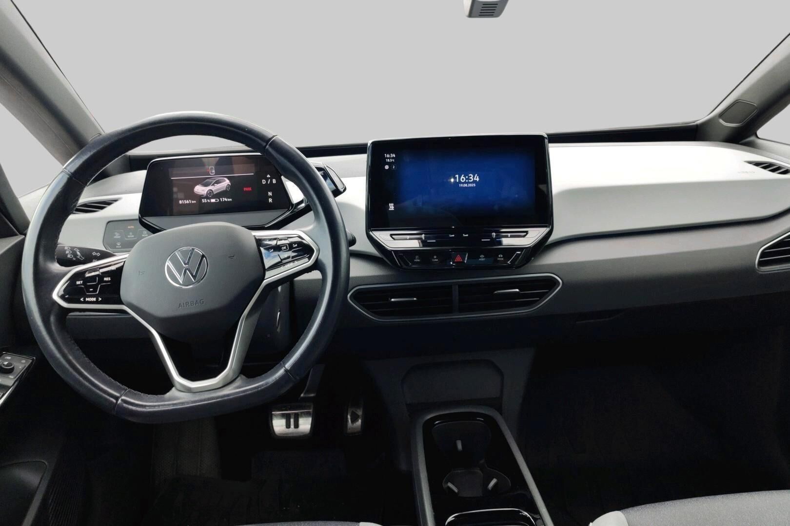 Volkswagen ID.3 iso kuva 2