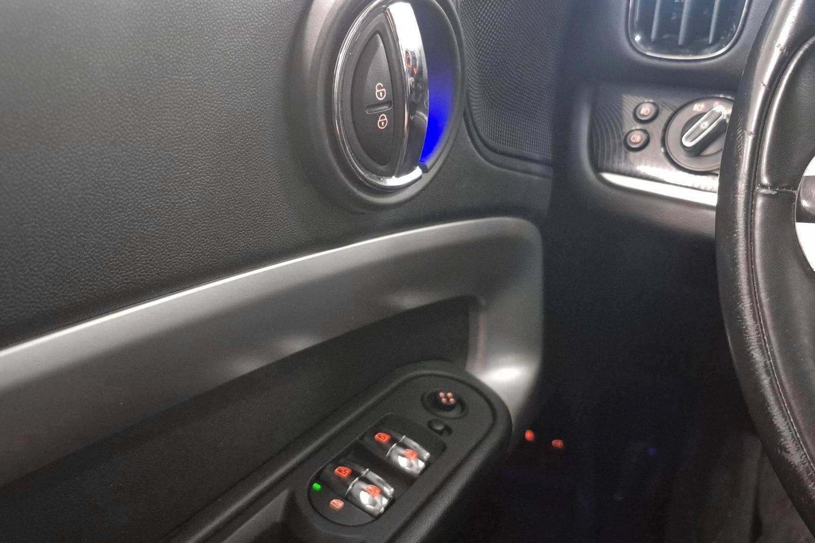 MINI COOPER iso kuva 21