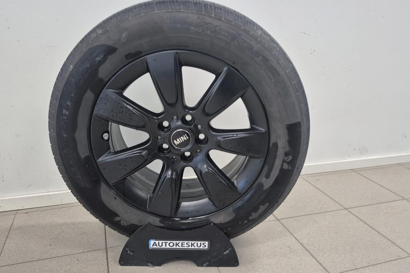 MINI COOPER iso kuva 24