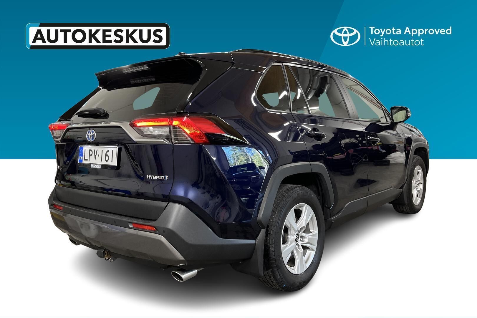 Toyota RAV4 iso kuva 4