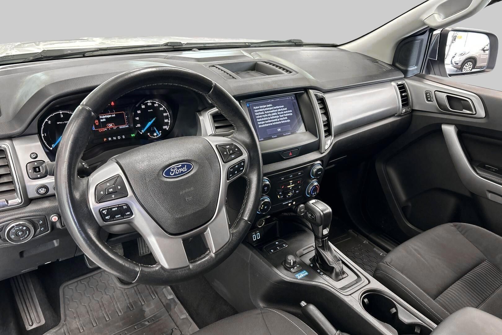 Ford Ranger iso kuva 11