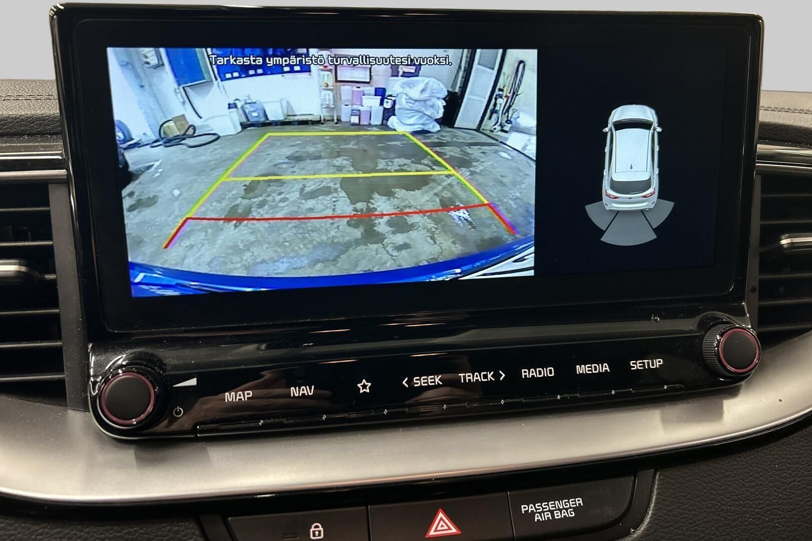 Kia Ceed iso kuva 21