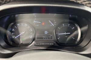 Opel Vivaro esikatselu 11