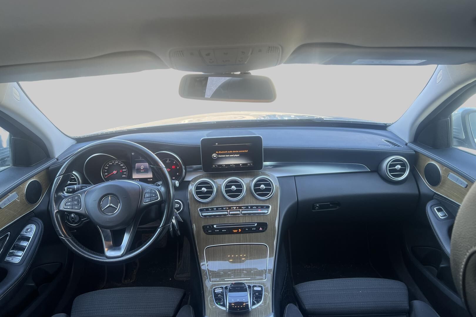 Mercedes-Benz C iso kuva 2